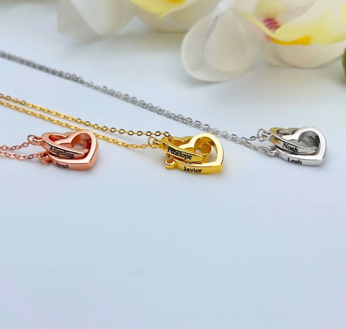 Coffret Rose Éternelle & collier personnalisé